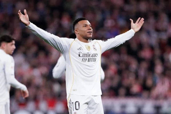 Mbappé revela que gostaria de ter Ronaldo Fenômeno de volta ao Real Madrid