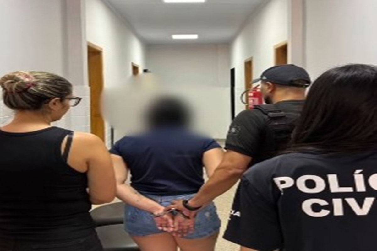 Mãe espanca filho de 8 anos após garoto tirar foto enquanto ela dormia