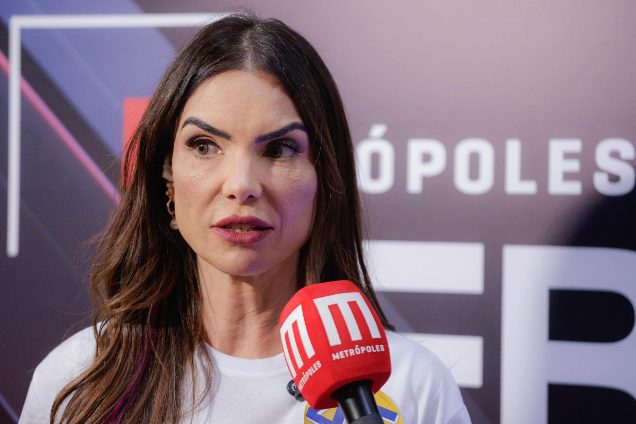 Em sabatina, Paula Belmonte promete revitalizar o Setor Comercial Sul