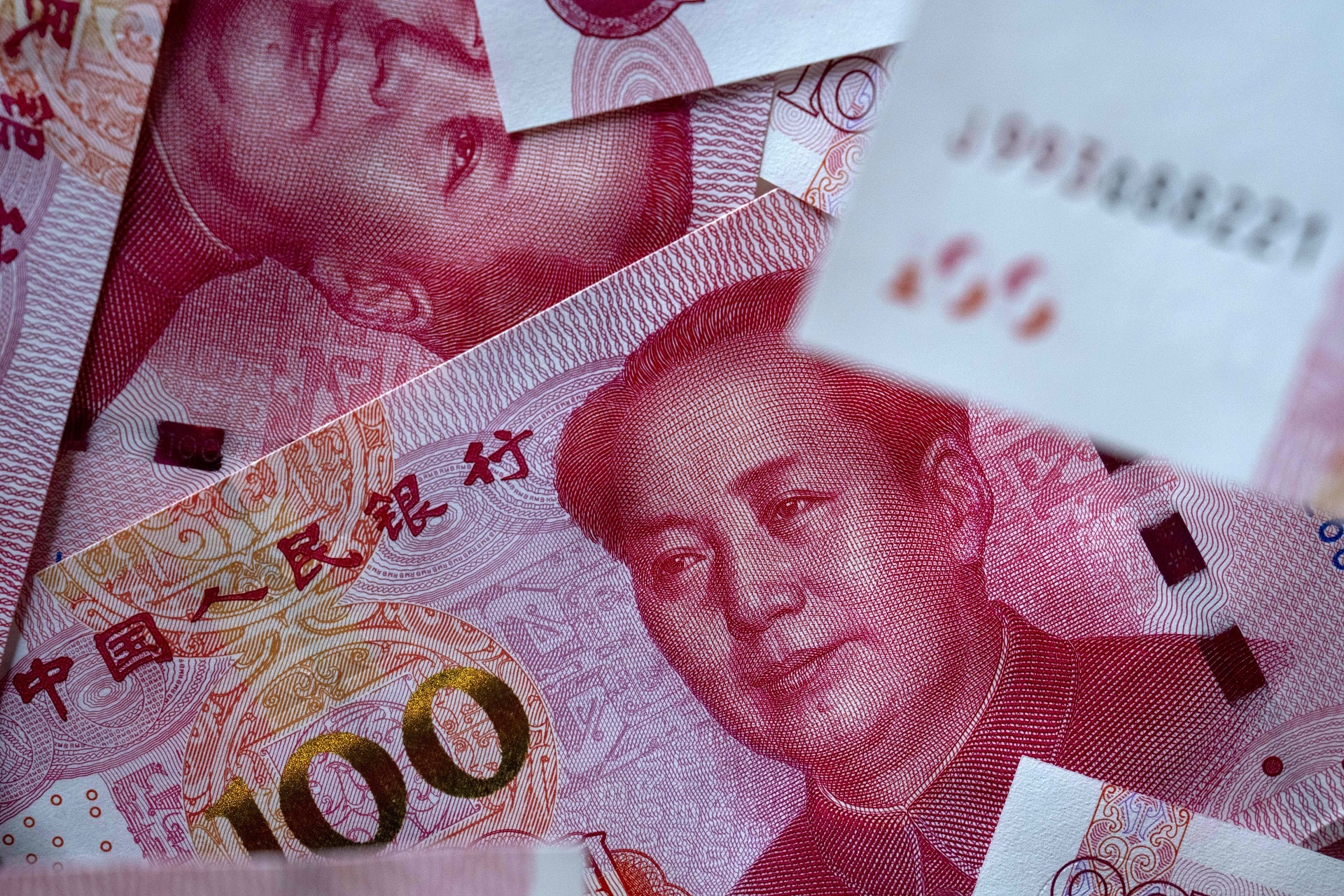 China: novos empréstimos bancários recuam inesperadamente em julho