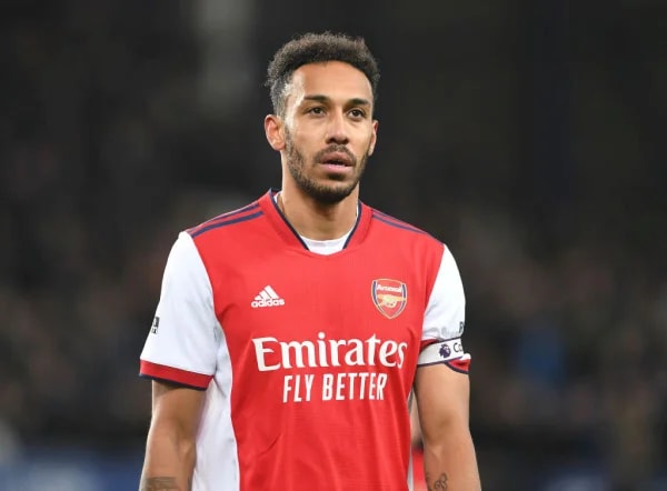 Aubameyang anuncia aposentadoria da seleção e critica o governo do Gabão