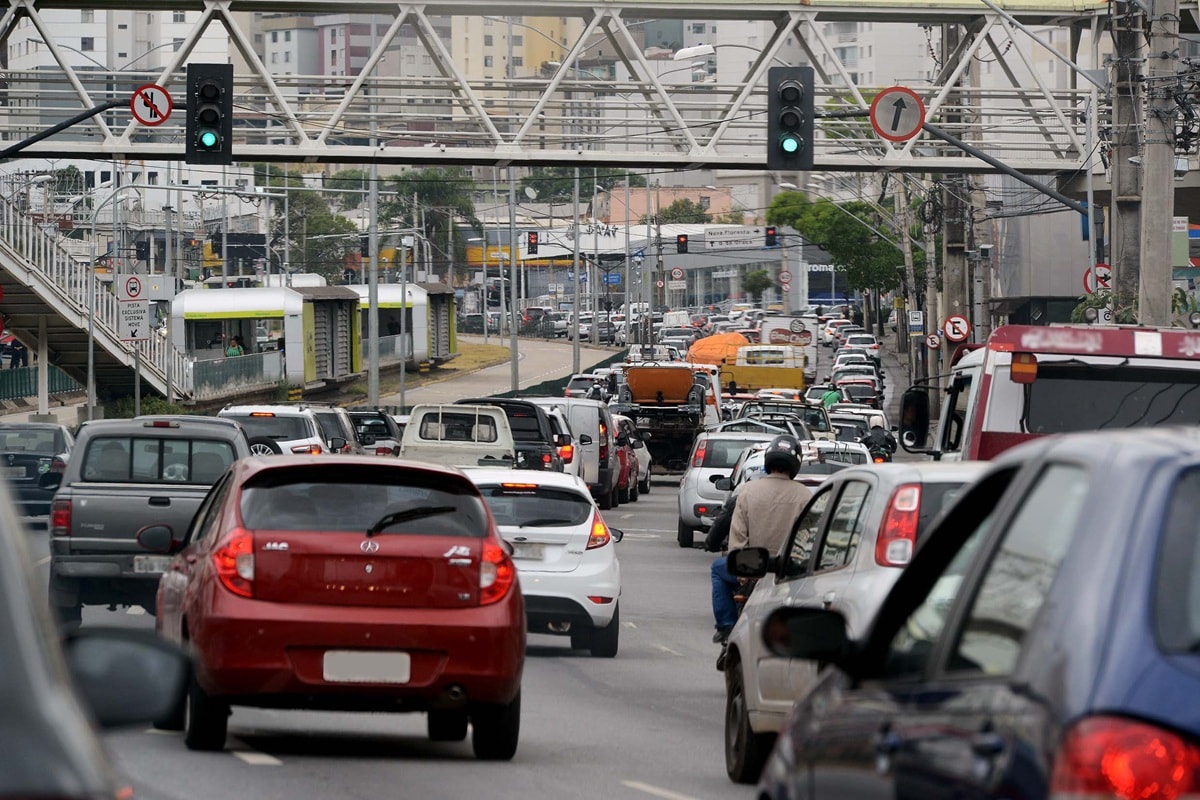 Belo Horizonte tem o 27º pior trânsito do mundo e supera São Paulo