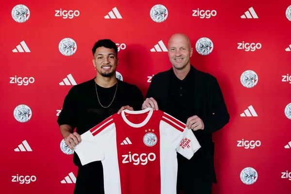 Ajax anuncia a contratação de Marcos Leonardo, ex-Santos