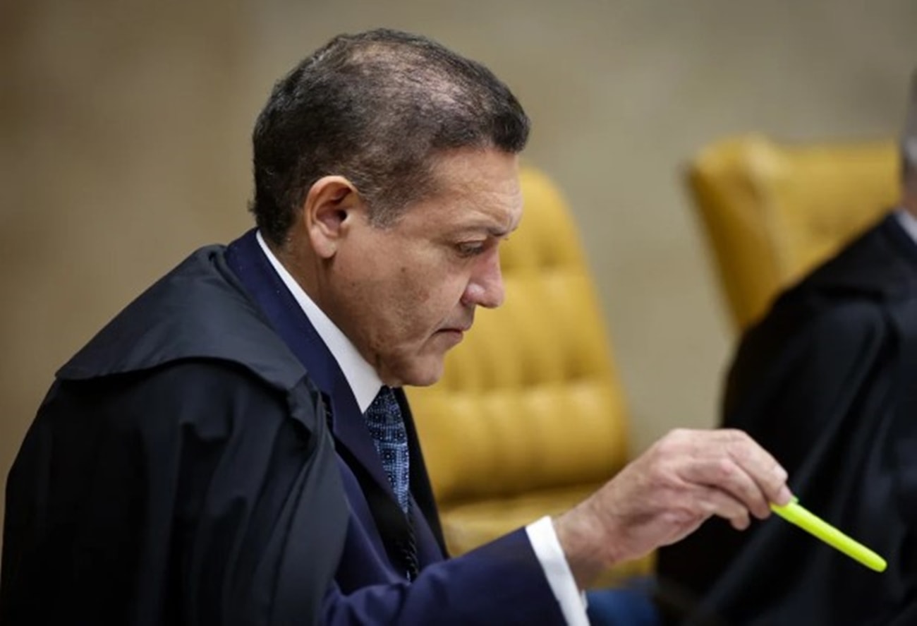 Kassio não viu prática criminosa em publicidade de Lula que critica Flávio