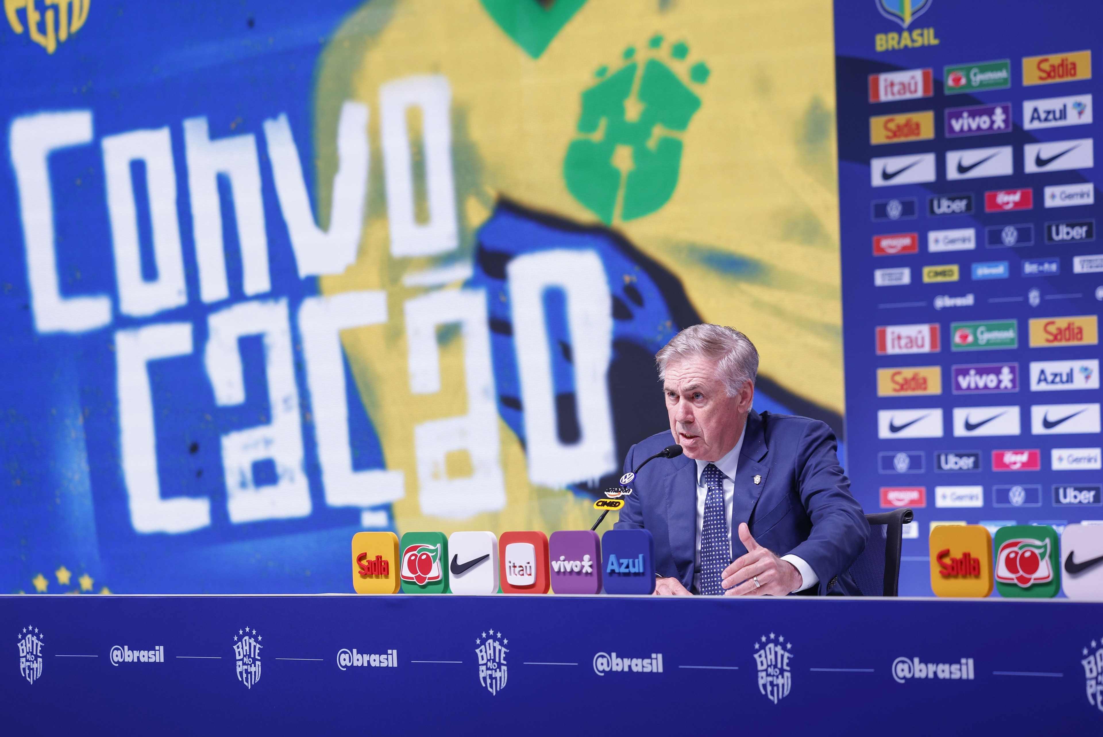 Coletivo sobre individualidade: Ancelotti projeta Seleção após Neymar