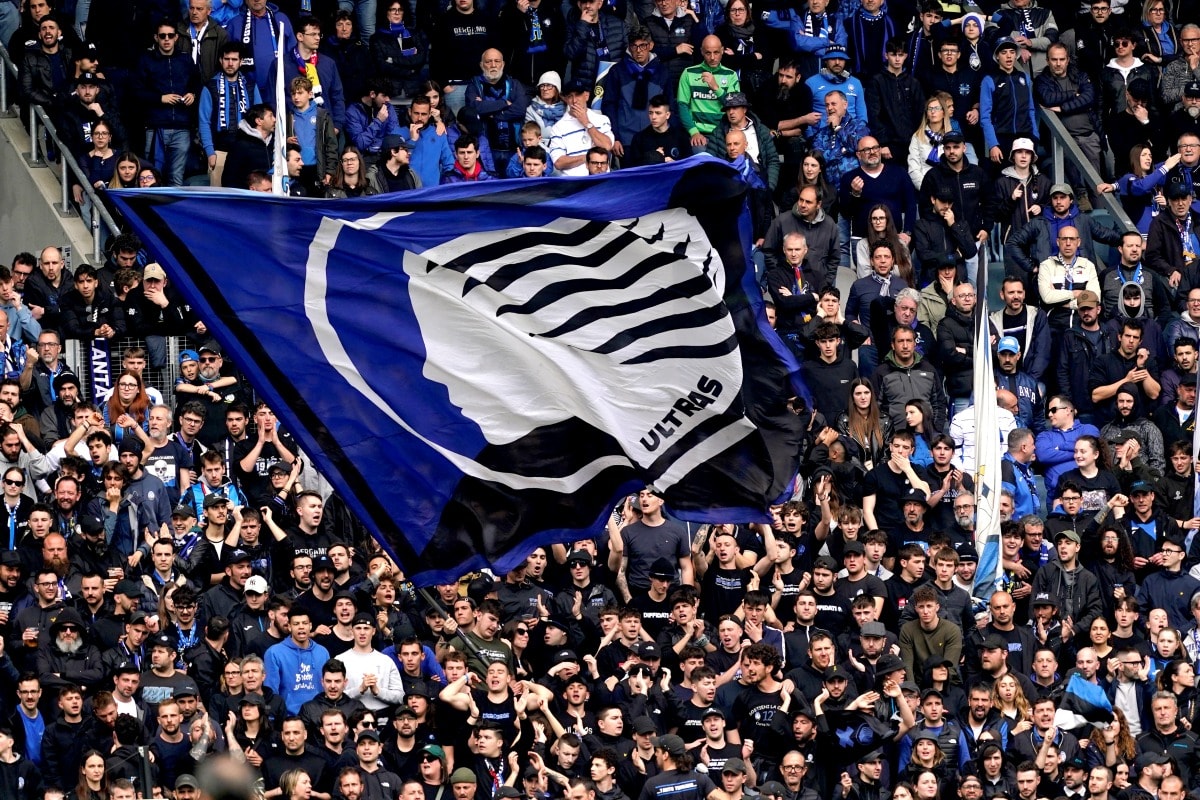 Atalanta anuncia mudança no visual do escudo do clube; confira
