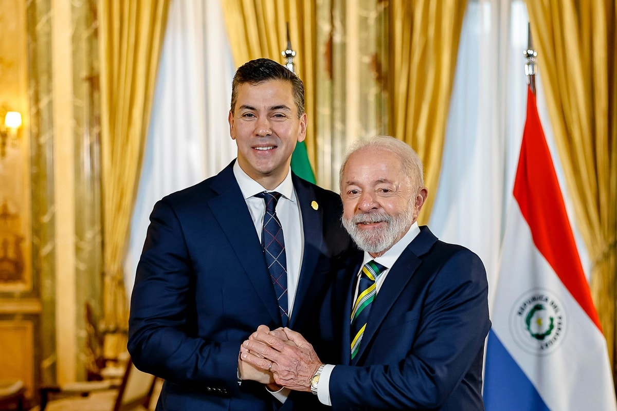 Após fala de Lula sobre guerra, Paraguai convoca embaixador brasileiro