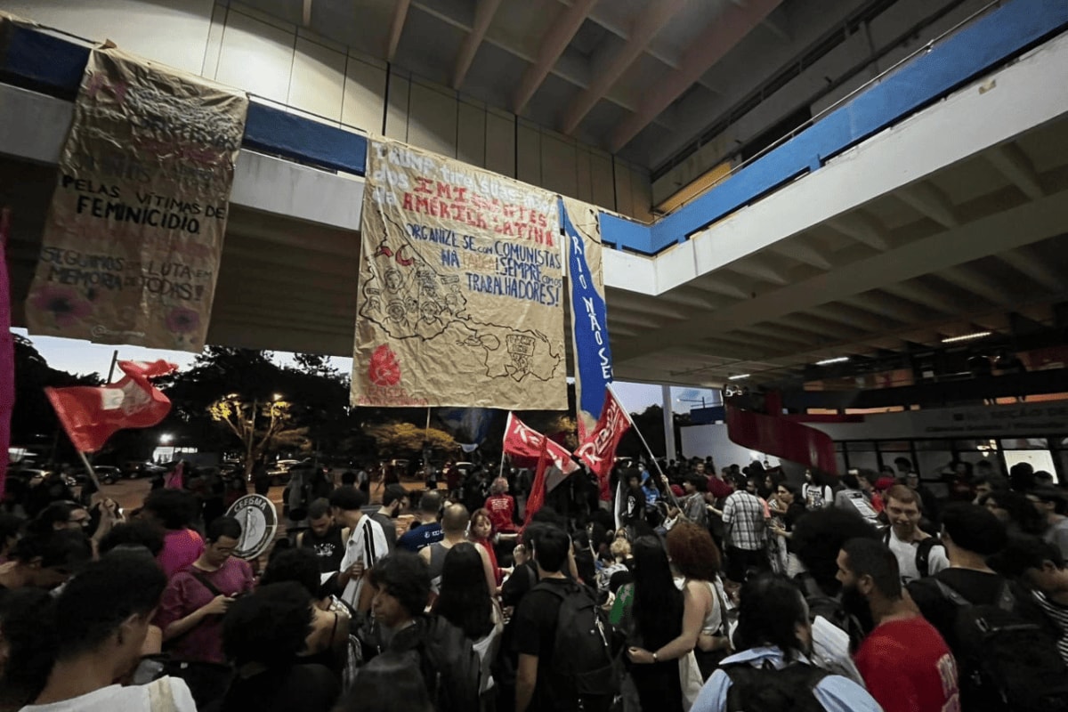 USP mantém aulas, provas e presença mesmo com greve estudantil