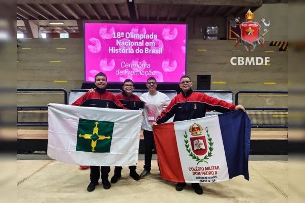 Alunos do DF conquistam medalha de ouro em olimpíada nacional de história