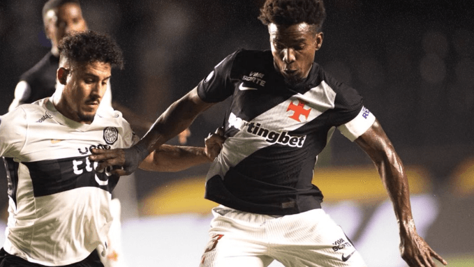 Atacante equatoriano demonstra interesse em jogar pelo Vasco