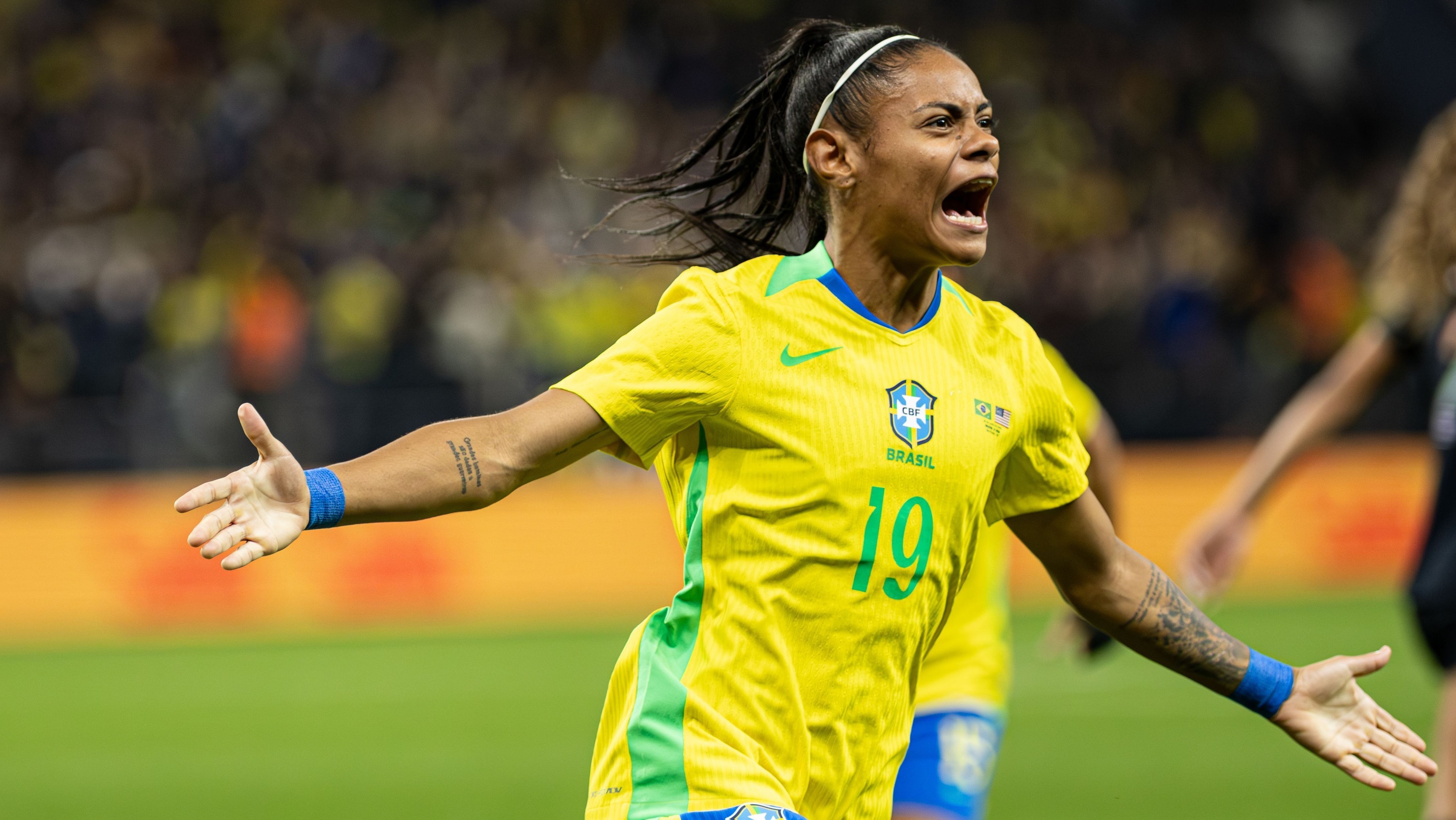 Torcida brasileira choca técnica dos EUA em amistoso: “Nunca vi nada assim”