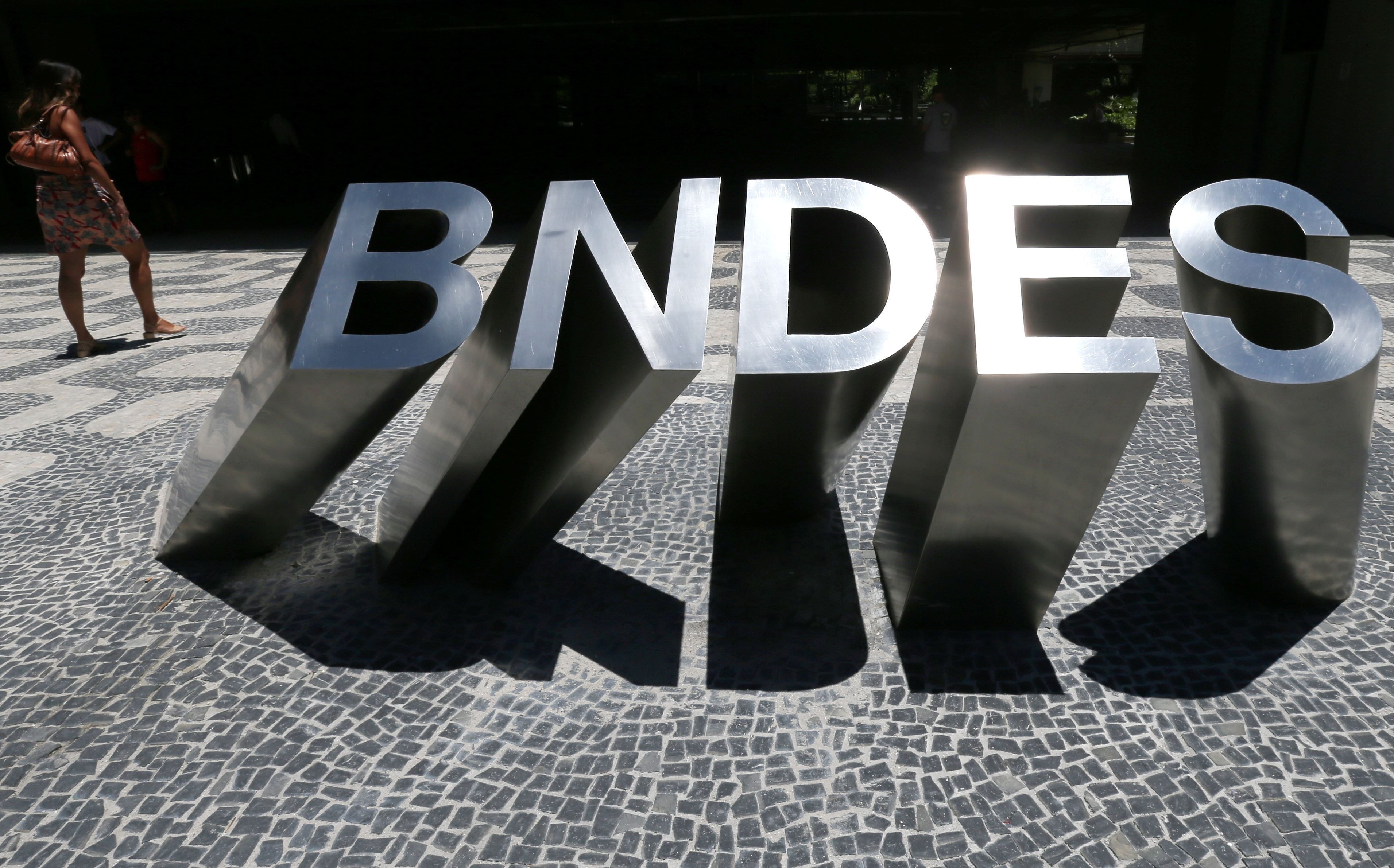 JBS lança debêntures de R$ 400 milhões para projetos de biodiesel