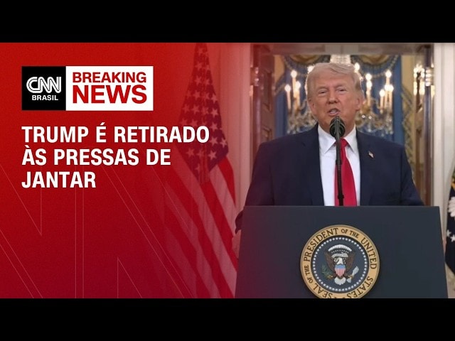 Donald Trump se pronuncia após ser retirado às pressas de jantar