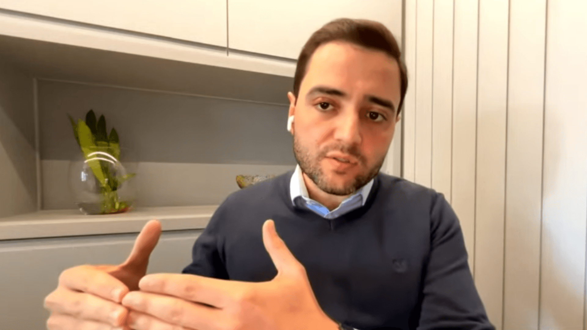Quem é Gabriel Souza, candidato ao governo do Rio Grande do Sul