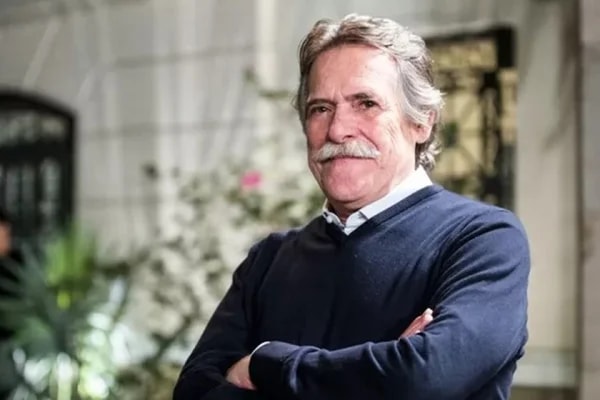 José de Abreu rebate críticas por relação com mulher 52 anos mais nova