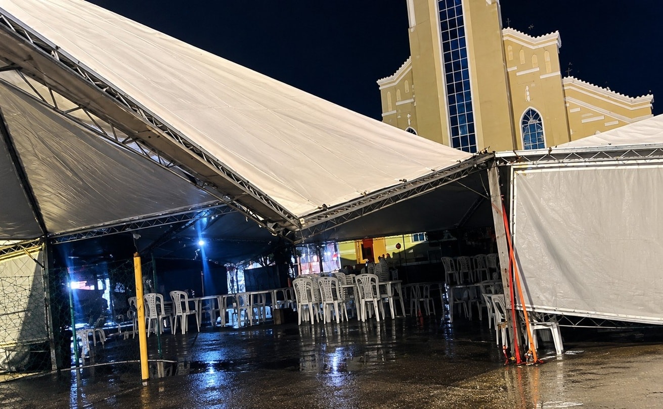 Chuva forte em MG danifica estruturas da ExpoCláudio e altera programação