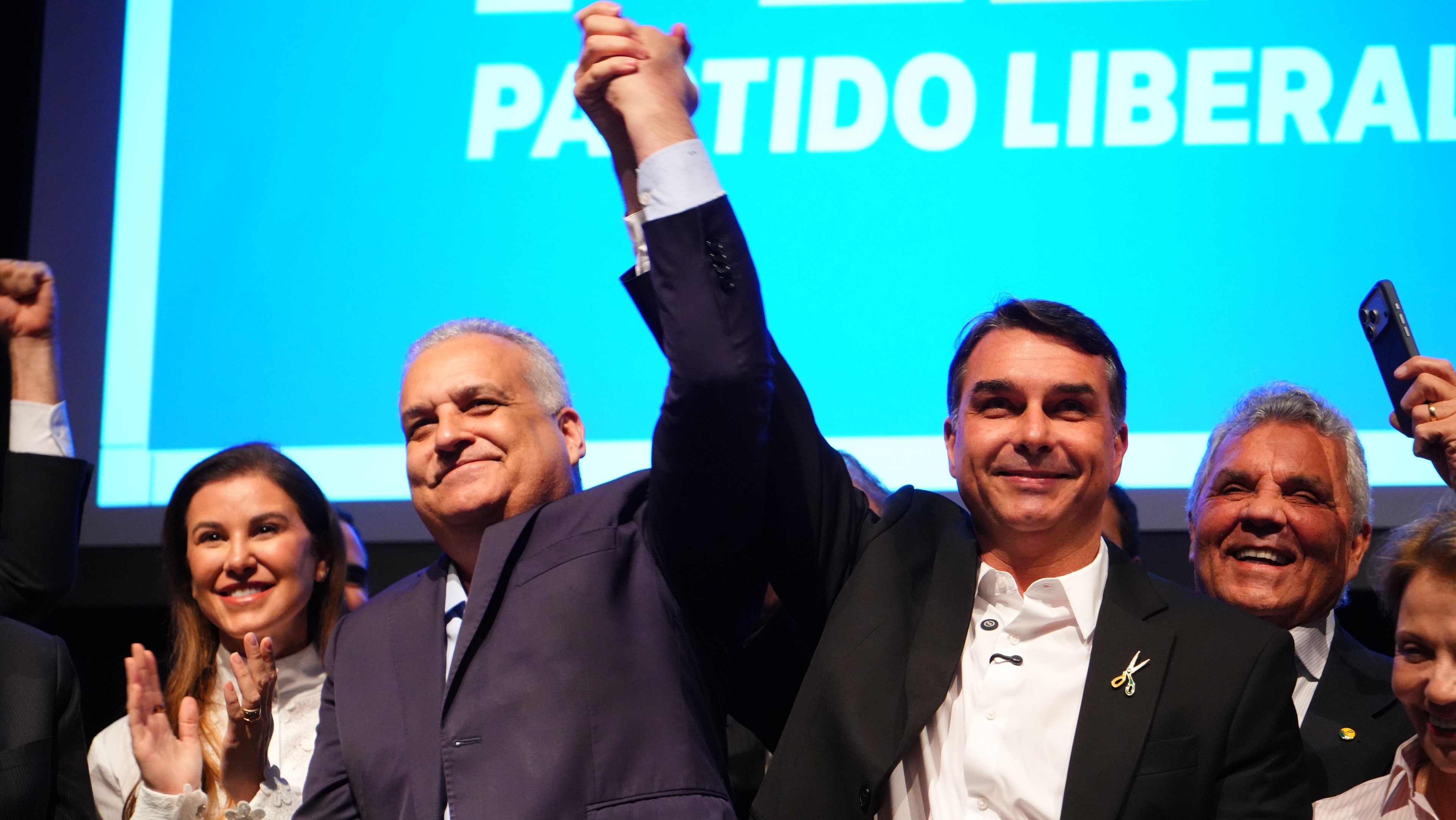 Vox Radar: 1 em cada 12 comentários citam acusação de Gaspar