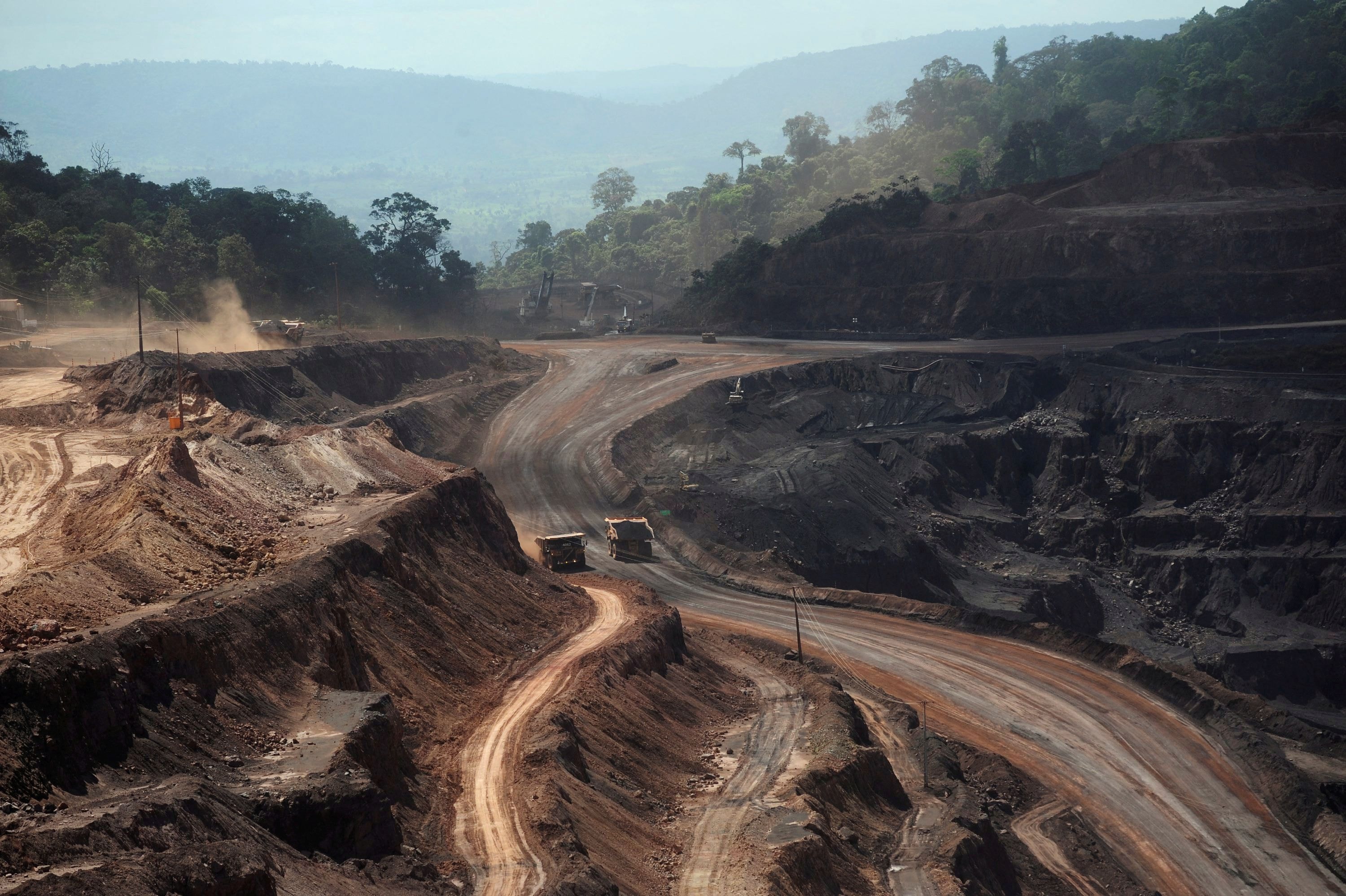 Após pressão interna, tarifaço dos EUA poupa ferro-gusa e minerais críticos