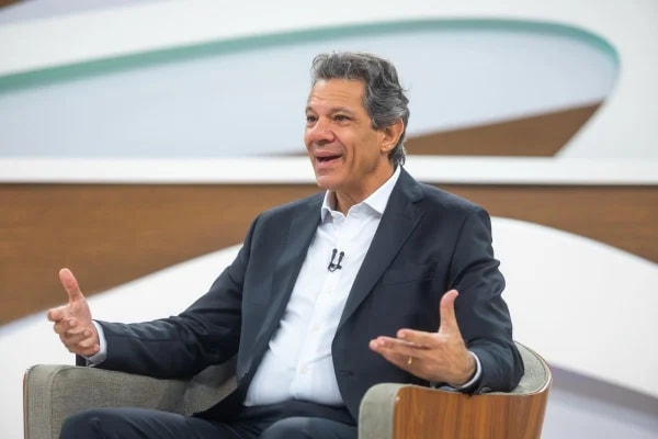 Lula, Flávio e PCC: Haddad nacionaliza debate em sabatina do Roda Viva