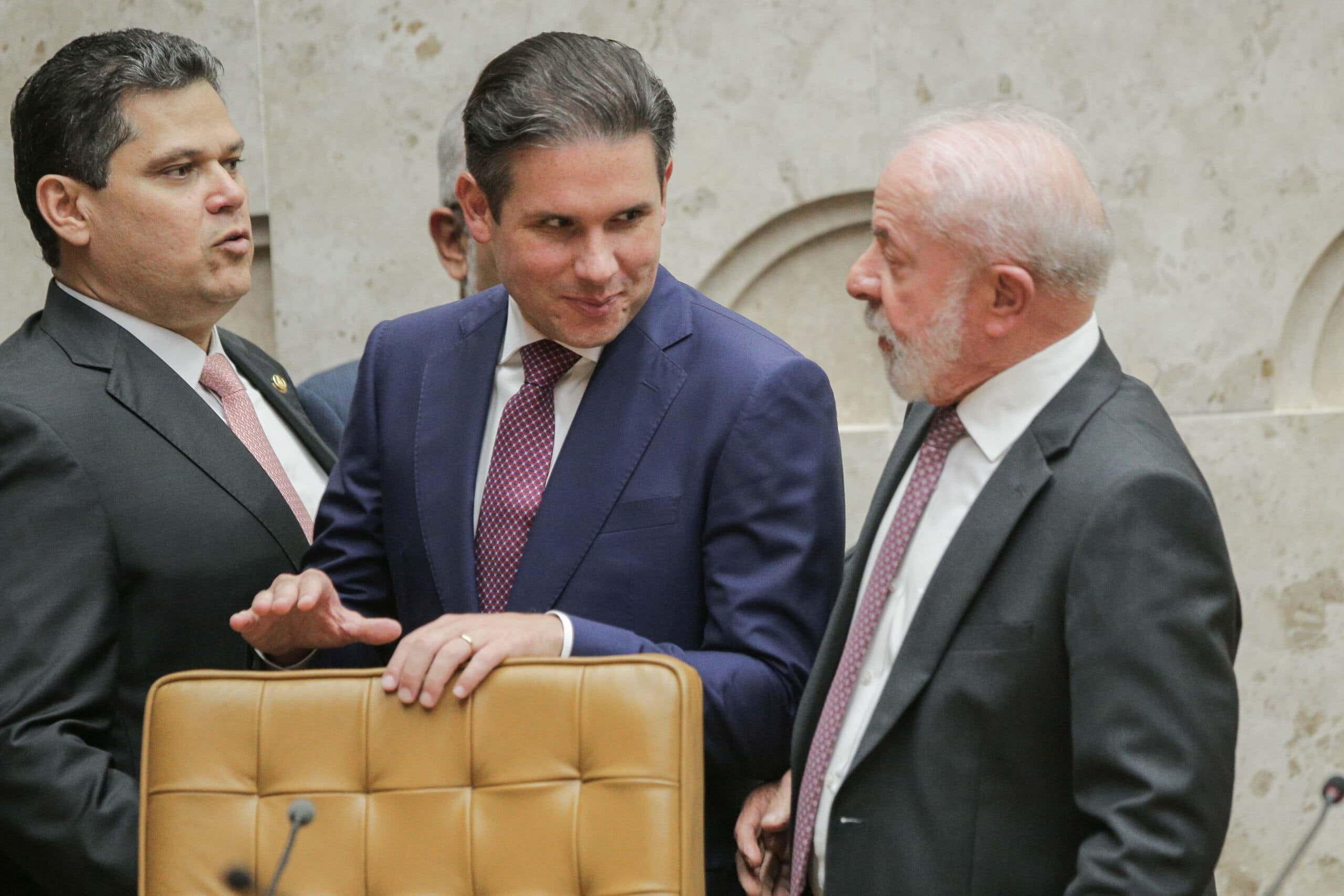 Lula envia ao Congresso projeto com urgência sobre fim da escala 6x1