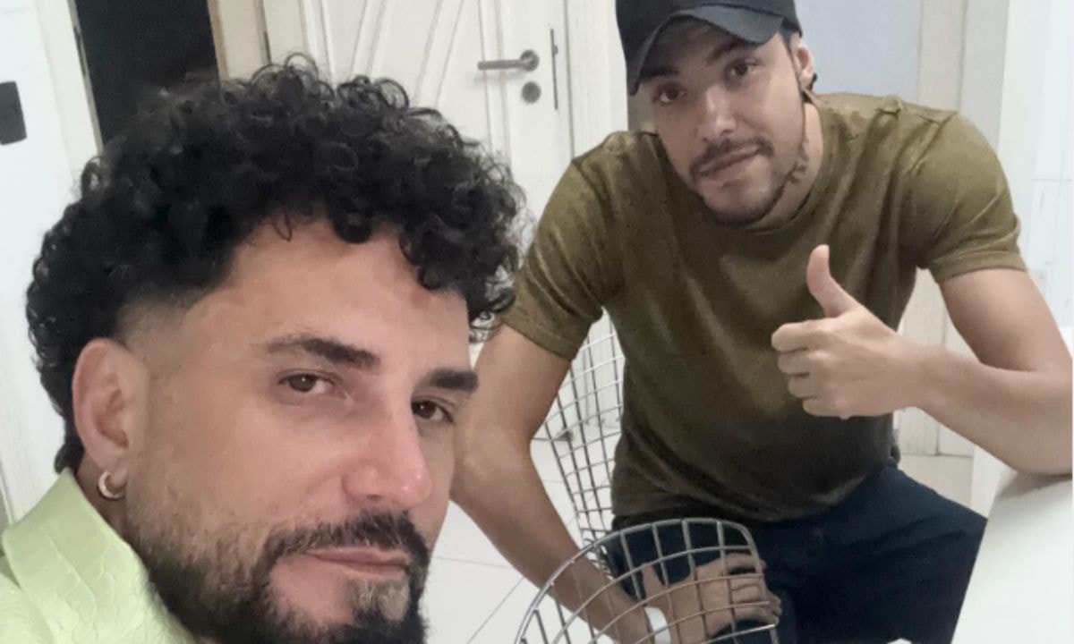 Latino se defende de acusação de pedofilia feita pelo filho e revela desejo: 'Longe de plateia'
