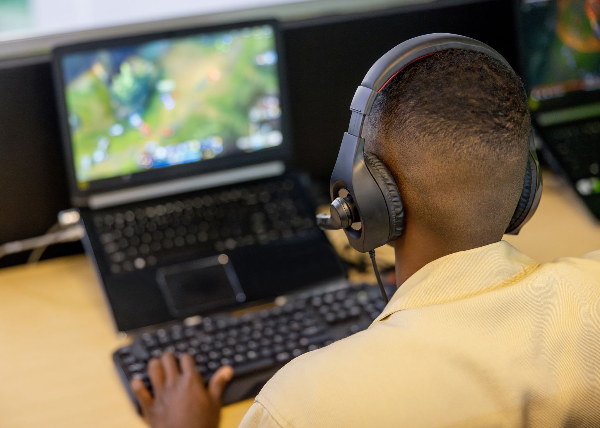 Google aposta em assistentes de IA para gerar lucro em setor corporativo