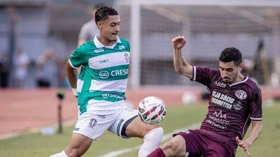 Com time misto, Atlético-MG bate o Coritiba e ganha posições no Brasileirão