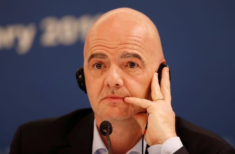 Inglaterra deve se juntar a Gales e retirar apoio à reeleição de Infantino