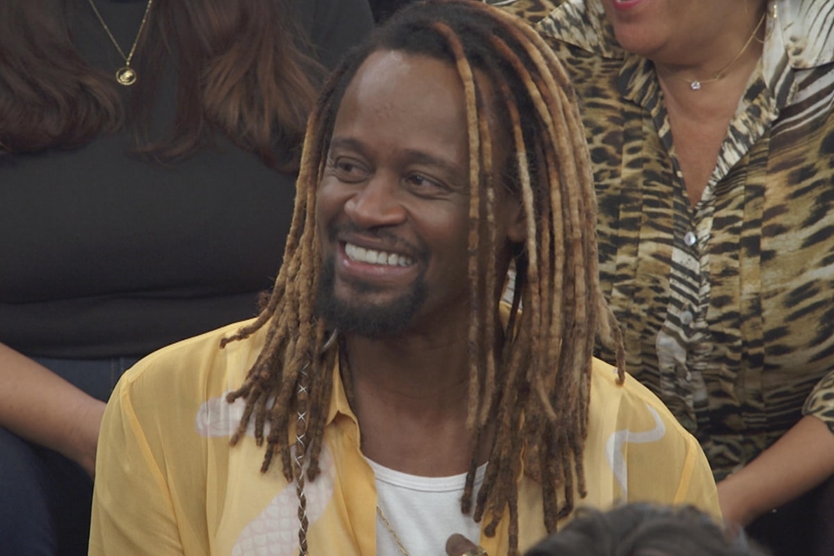 Toni Garrido se manifesta após acidente e contradiz governo do Rio