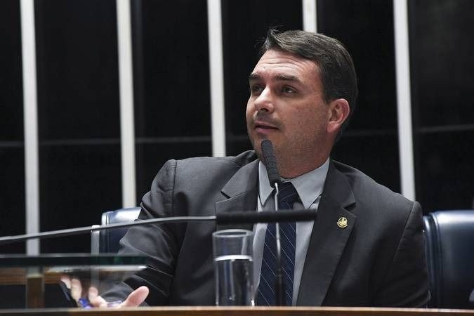 “Dark Horse” poderia configurar propaganda eleitoral irregular? Entenda