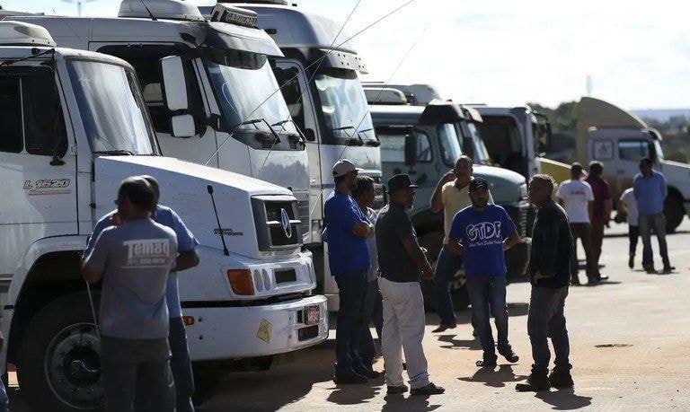 Frota de motos cresce quase 50% em uma década no Brasil, aponta Abraciclo