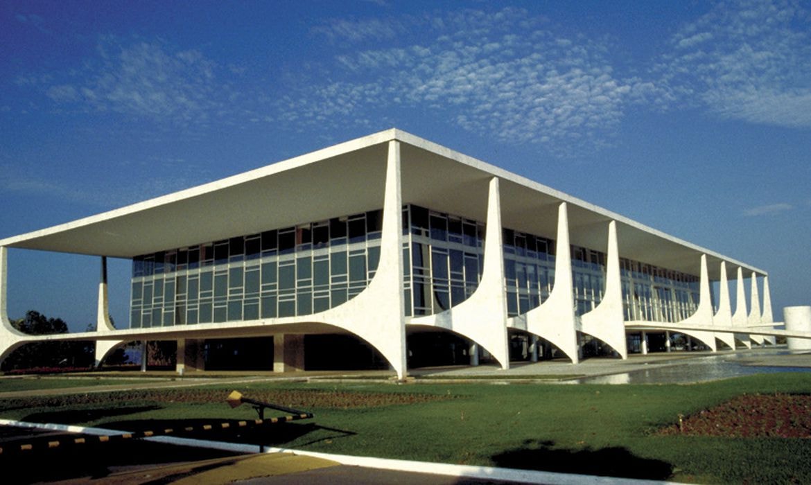 Comércio exterior e agro: o que Flávio e Lula propõem para o segmento