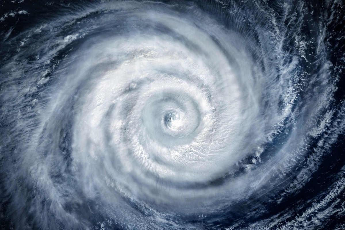 Ciclone extratropical vai atingir o Brasil com ventos de até 100 km/h