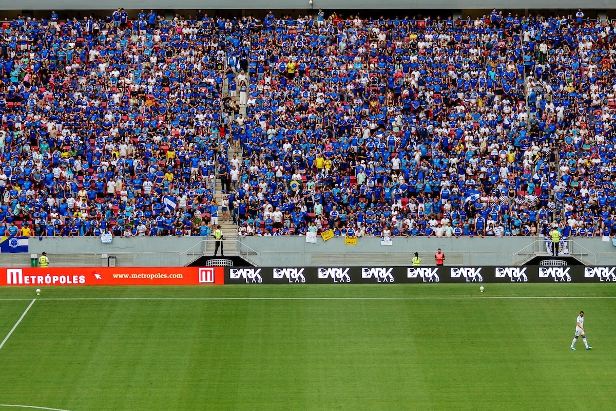 Camarote Metrópoles vibra com jogo eletrizante entre Grêmio e Cruzeiro