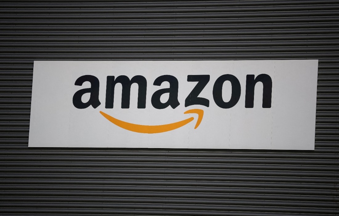 Amazon frustra em lucro, investimentos em infraestrutura de IA crescem e ação cai 6%