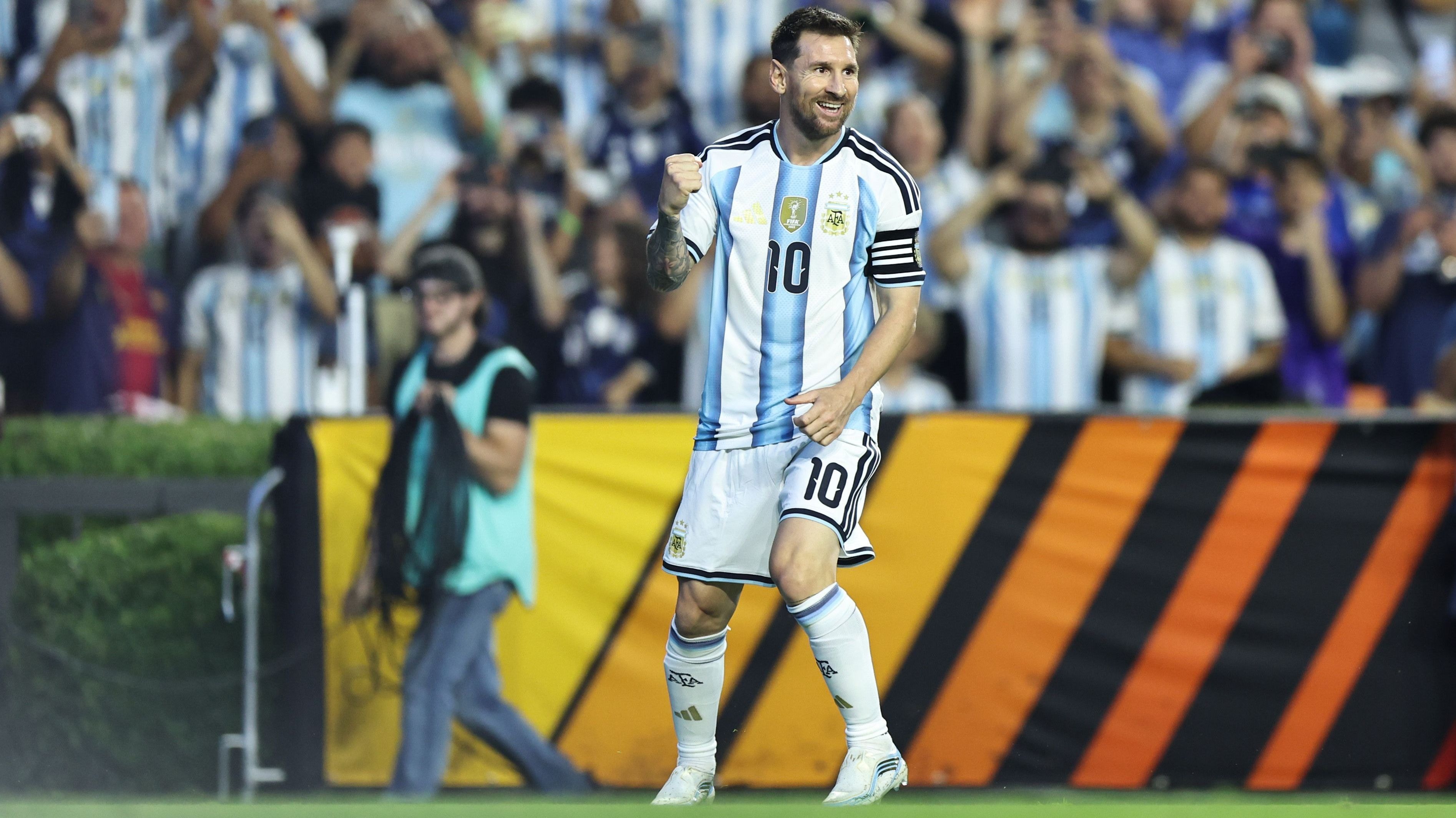 Menções a Messi após aposentadoria da Argentina disparam 232% nas redes