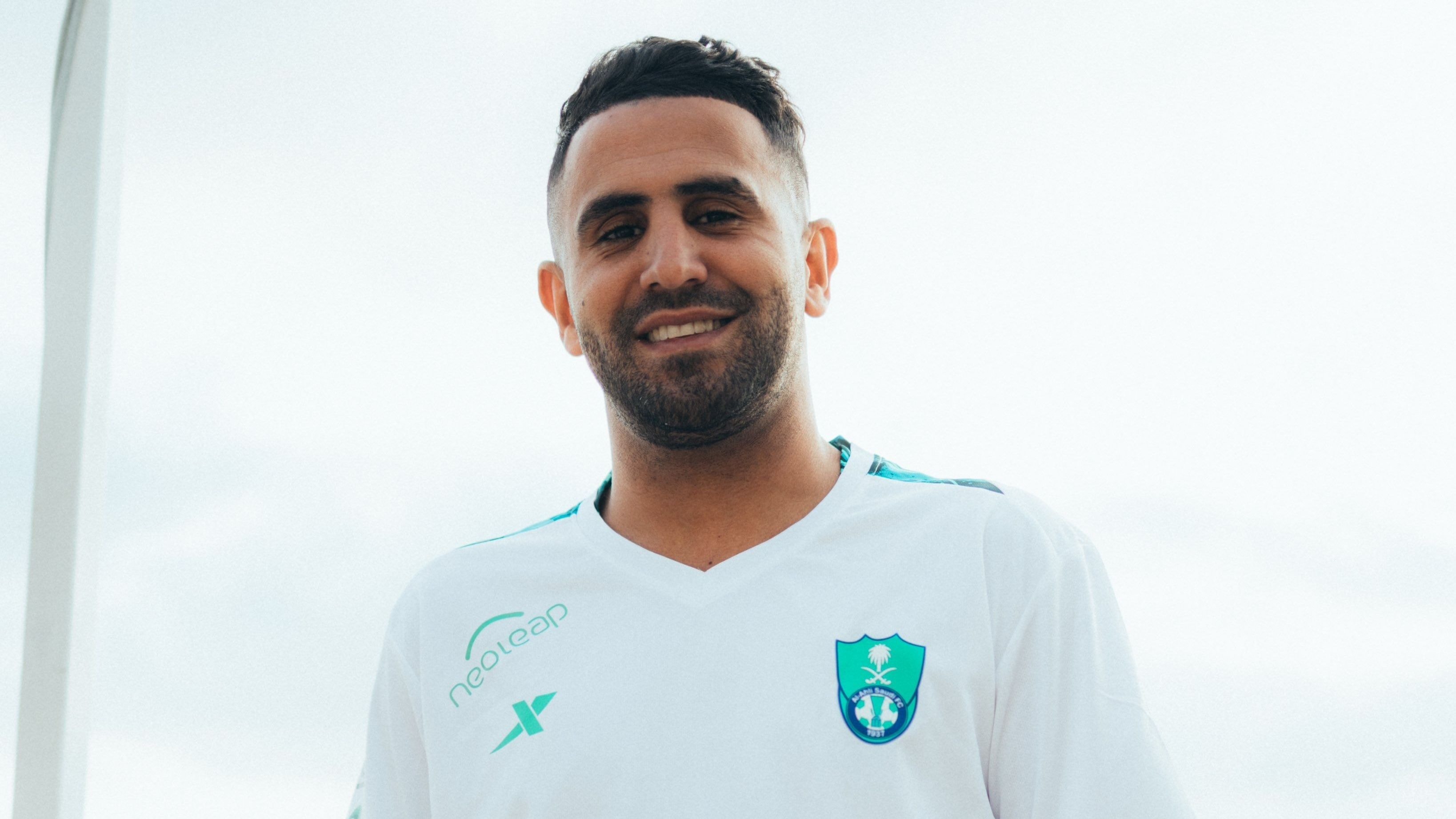 Torcedores usam morte de Diogo Jota para provocar Rúben Neves durante jogo