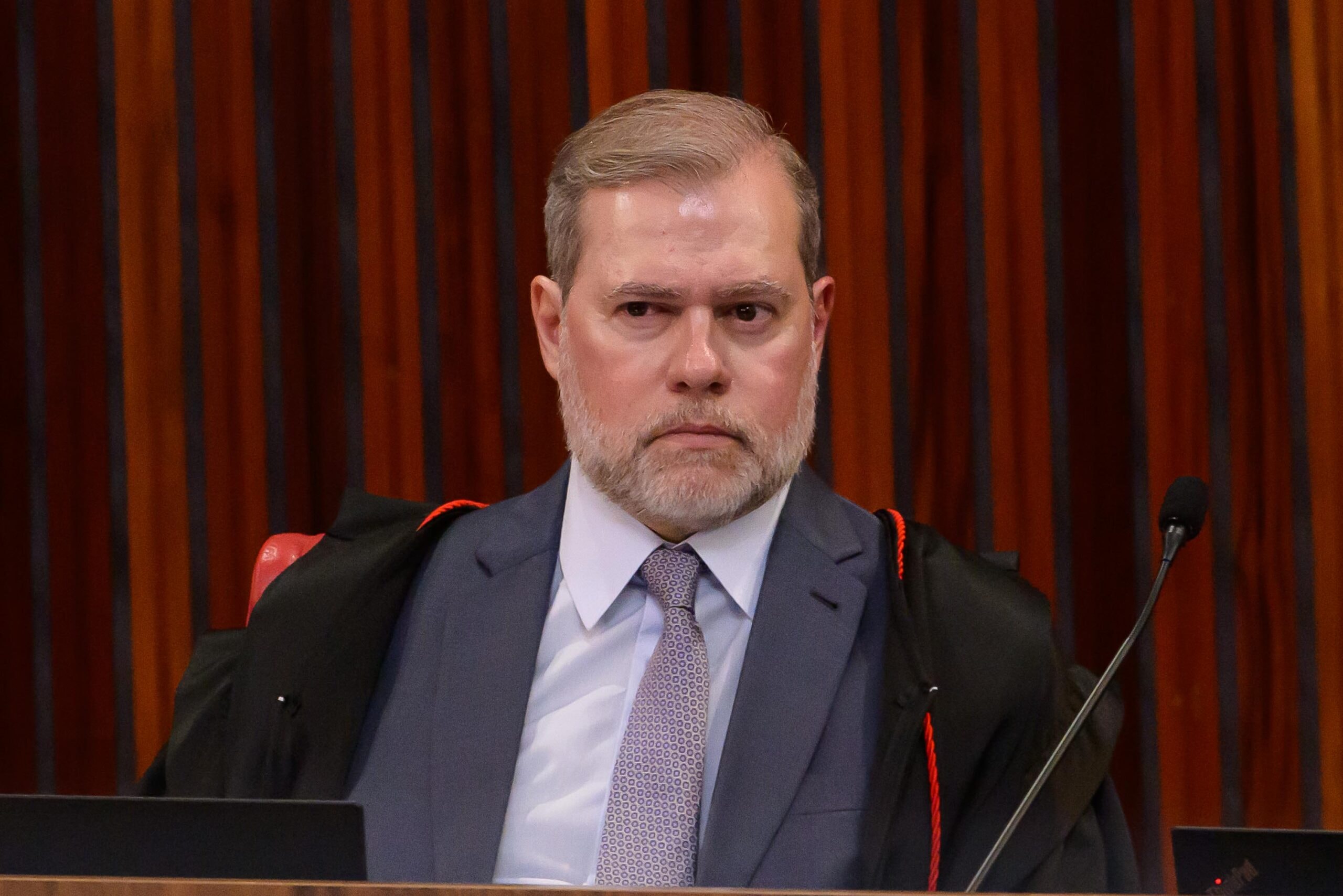Toffoli declara suspeição em sessão que julga se abre investigação a Moraes