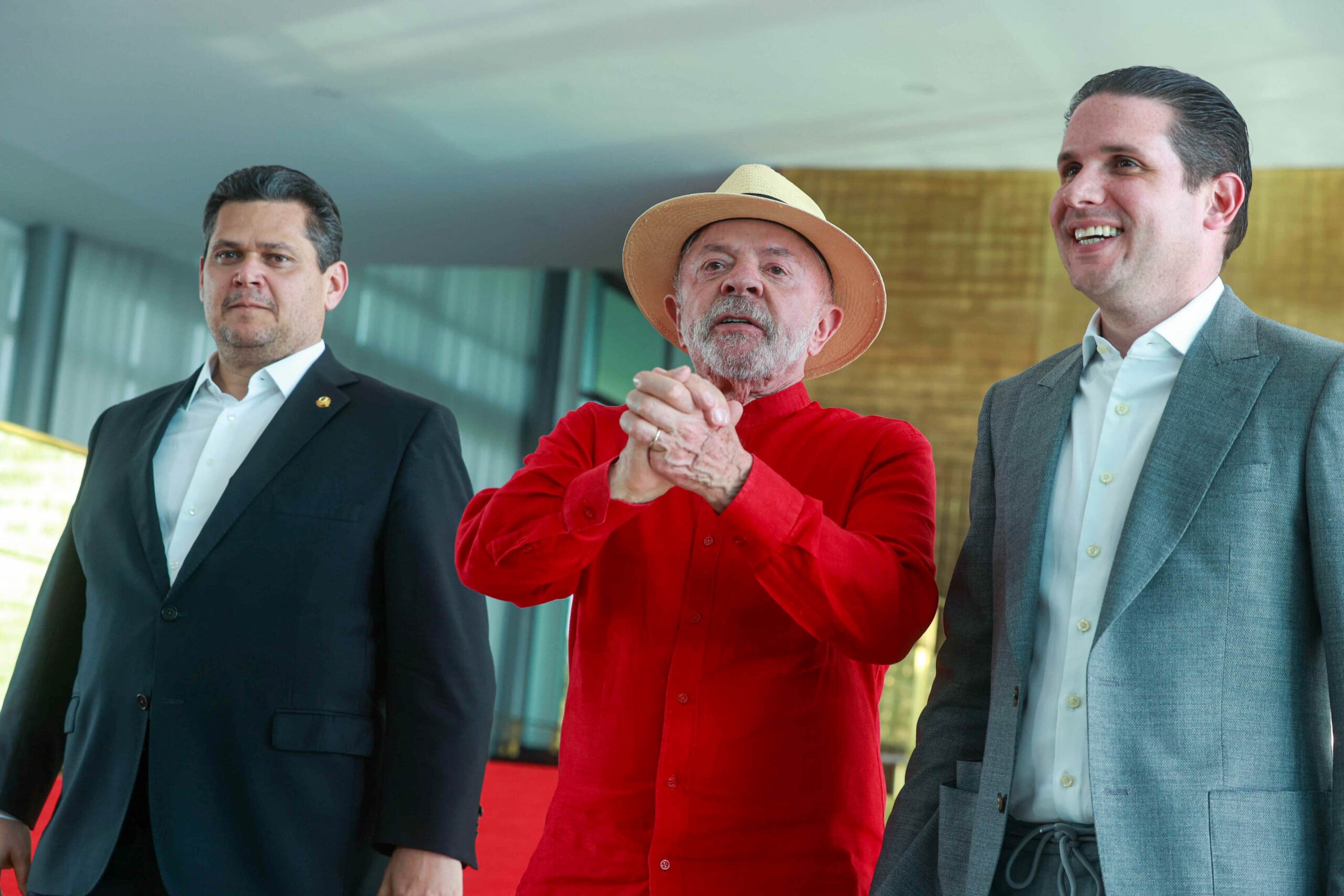 Congresso testa reaproximação Lula-Alcolumbre em esforço antes das eleições