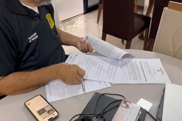 Servidora da Fazenda é alvo da PCBA contra fraudes no IPTU de 700 imóveis