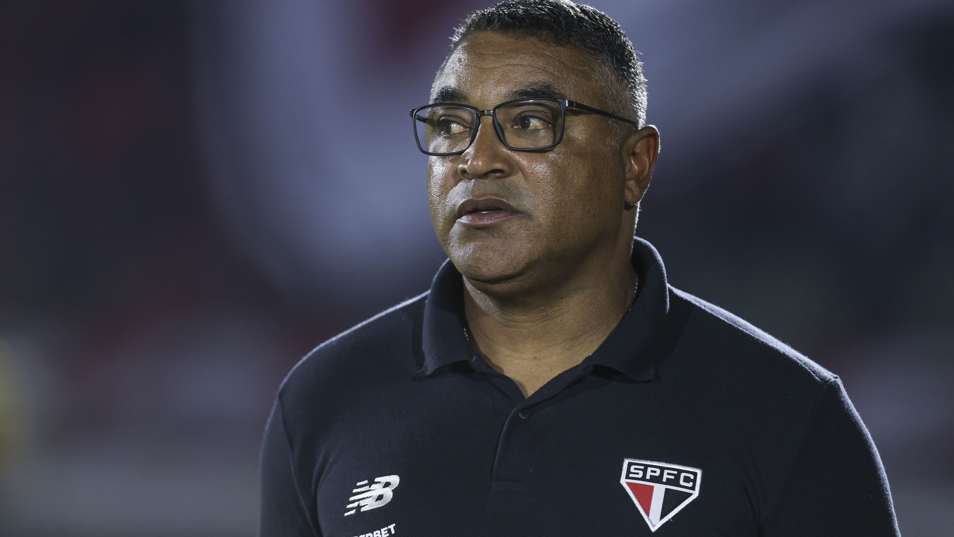 Organizada do Grêmio protesta em jogo contra o Mirassol pela Copa do Brasil
