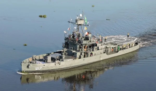 Marinha mantém em operação navio com quase 90 anos de uso