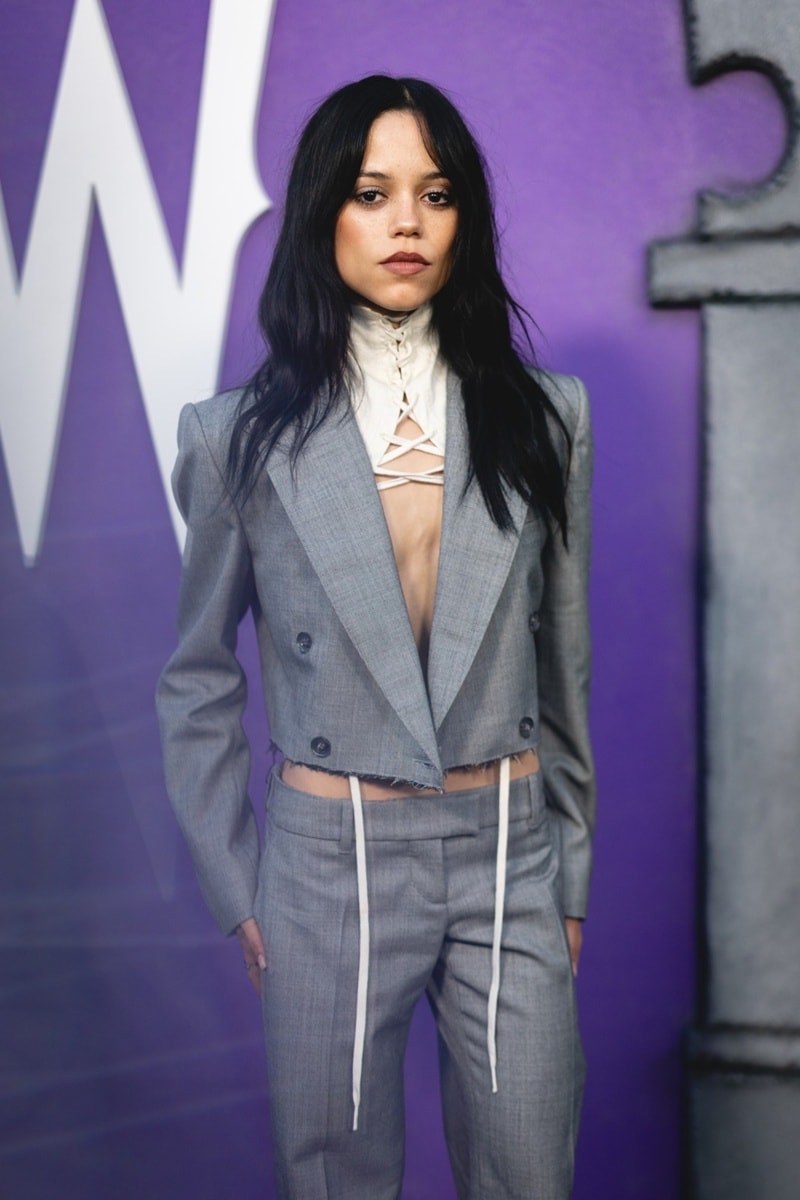 Jenna Ortega preocupa fãs após mudança física; irmã se manifesta