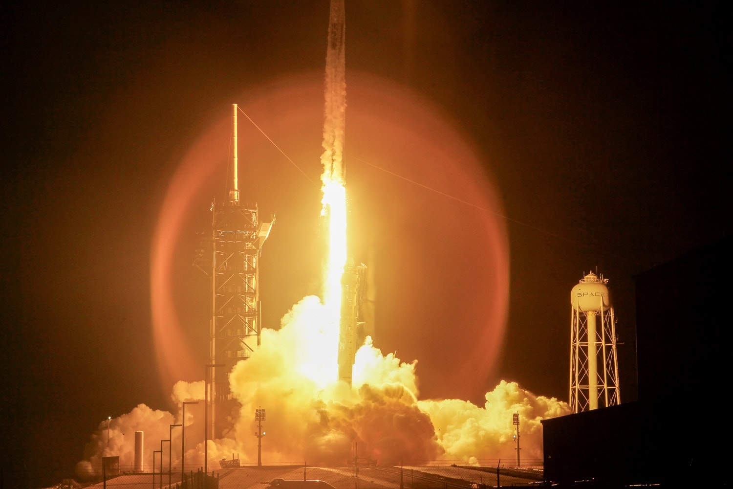 Grau de investimento da SpaceX em tempo recorde gera dúvidas no mercado