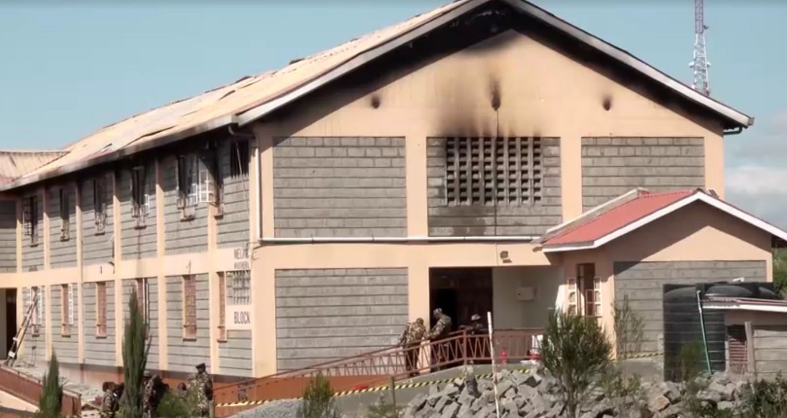 Ao menos 37 pessoas morrem em oleoduto na Nigéria