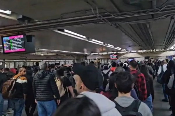 Menos de 3% dos maquinistas foram trabalhar em meio à greve, diz CPTM