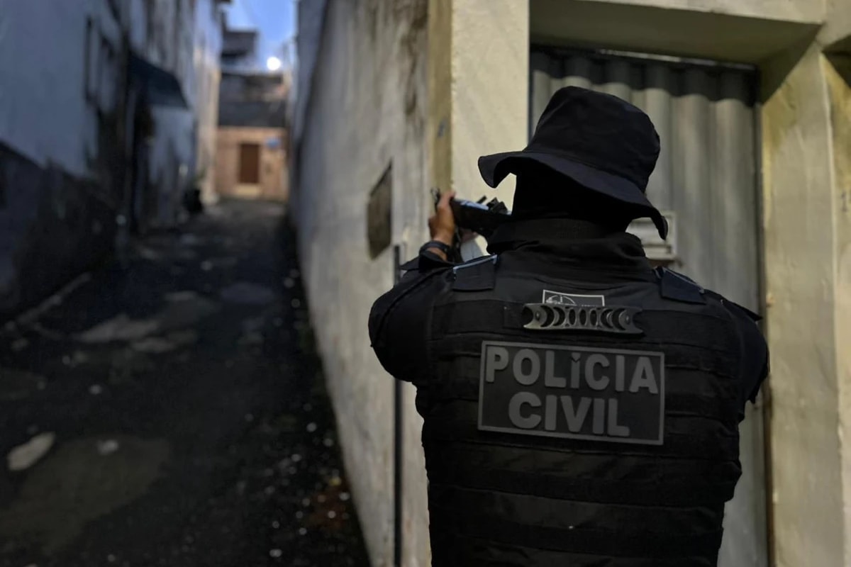 Delivery do crime: PCBA mira grupo por venda de arma nas redes sociais