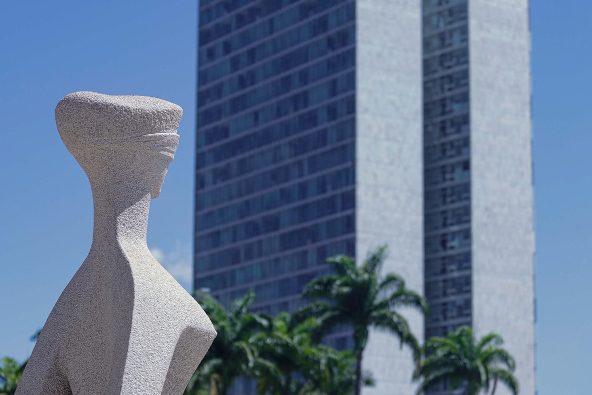 STF decide que auditores fiscais devem seguir subteto salarial