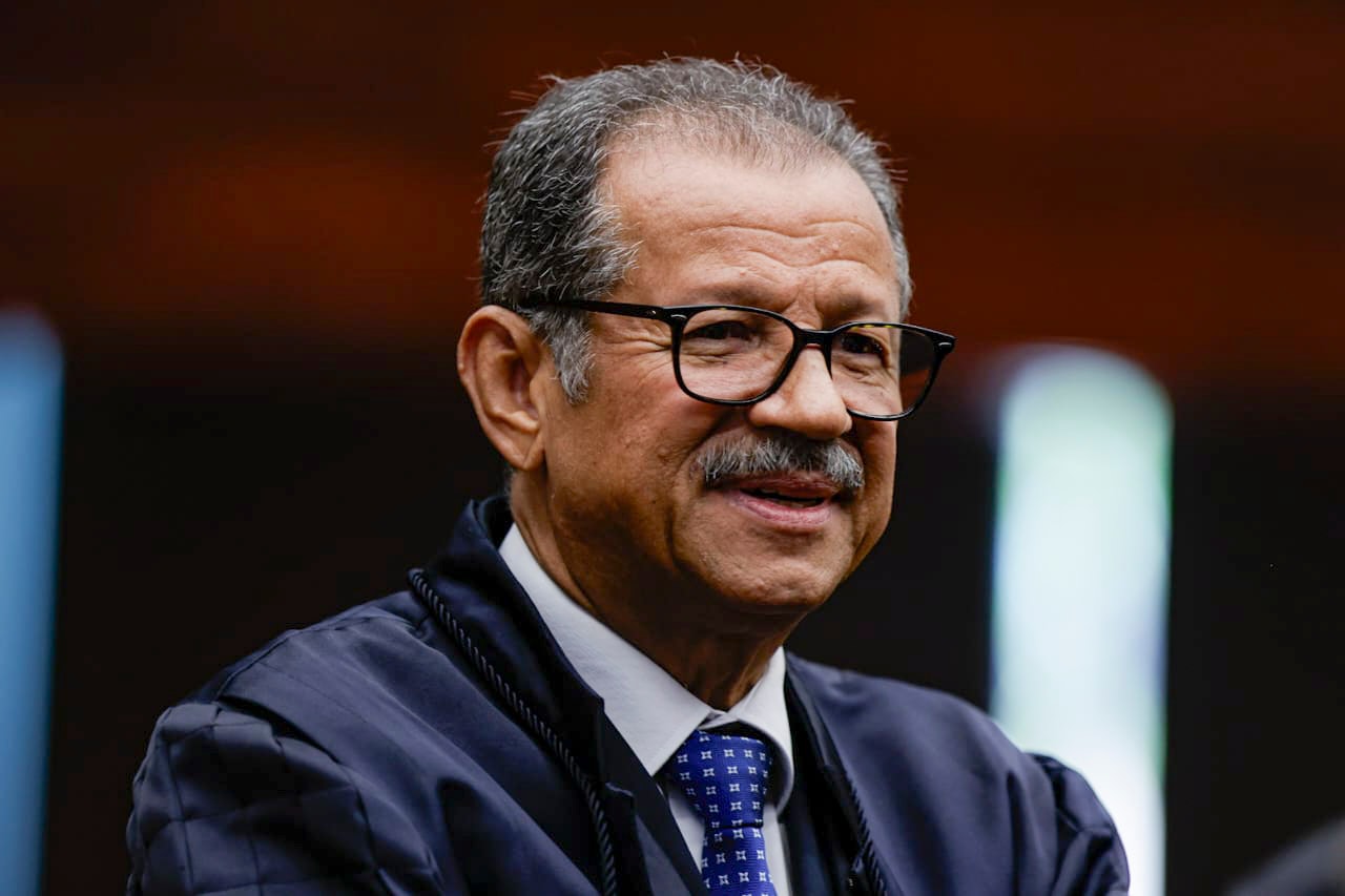Desembargador aposentado diz que há "preparação para anular 2º turno"