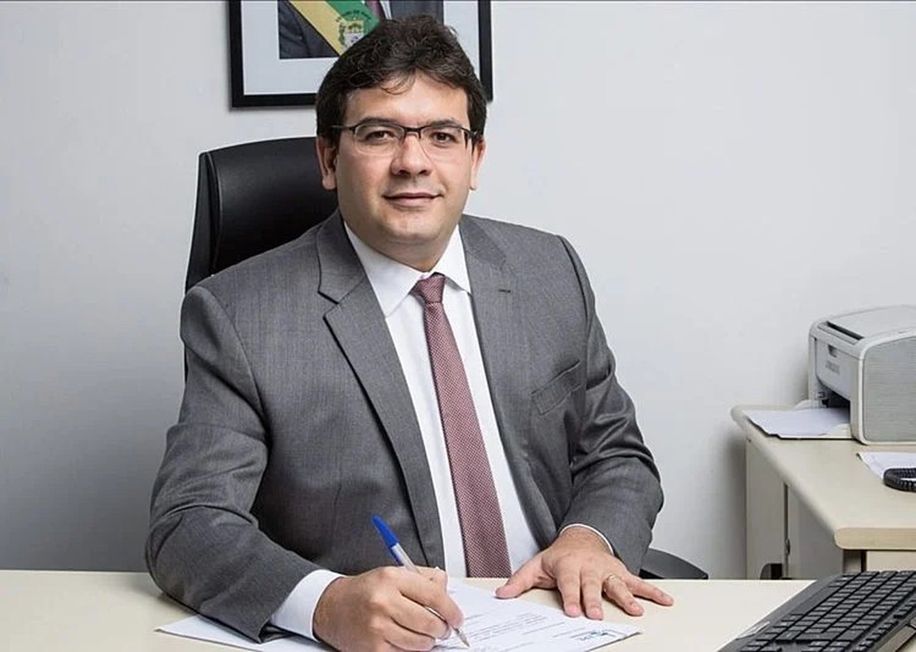 Datafolha: Rafael Fonteles lidera corrida ao governo do Piauí com 56%